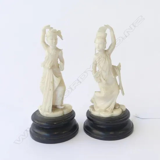 PAIR INTRICATE IVORY DANCING FIGURES ON WOODEN MOUNTS, H.120MM