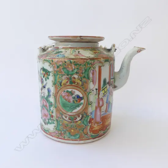 CHINESE FAMILLE ROSE LIDDED TEAPOT H160MM FAULTS TO HANDLE