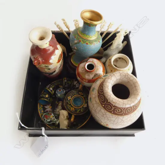 SMALL TRAY OF ORIENTAL COLLECTABLES  IVORY CLOSOINE ETC
