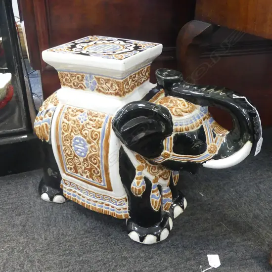 ELEPHANT STOOL H.420mm