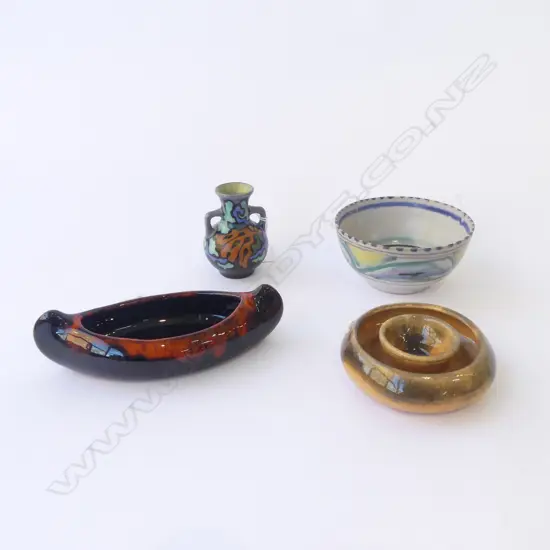 4 SMALL STUDIO POTTERY PCS CANOE L170MM