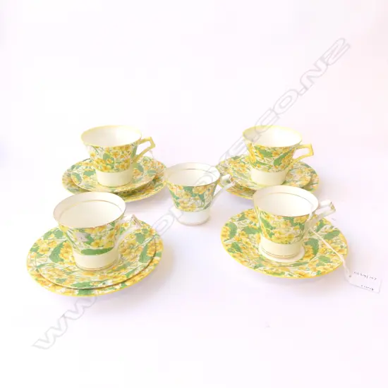 2 DECO AOF R/A CSPS & 3 COFFEE CANS 