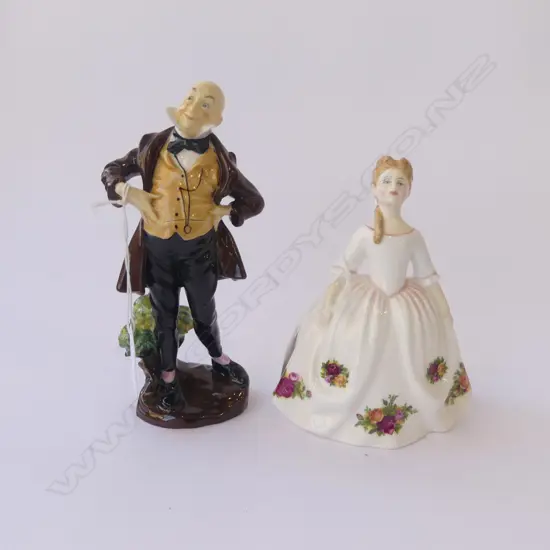 RD FIGURE MCAWBER H180MM AF  & RD PEGGY DAVIS H150MM