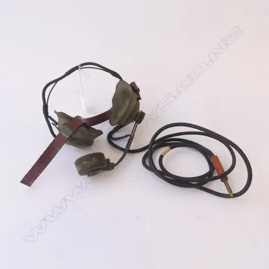 PR WW2 1943 SET OF RADIO HEADSET RECIEVERS
