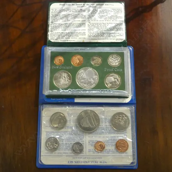 2 N.Z. COIN ISSUE SETS 1978 & 1980
