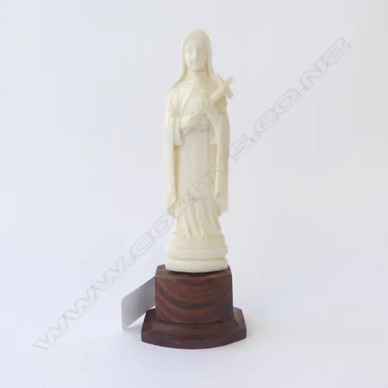 IVORY VIRGIN MARY w. CROSS H.145mm