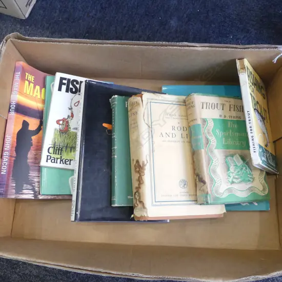 COLLECTION OF 10 FLY & FISHING VINTAGE BOOKS