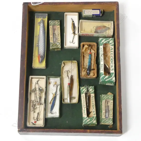 BOXED L380MM COLLECTION 12 ALLCOCKS VINTAGE LURES MOST STILL IN ORIGINAL BOXES
