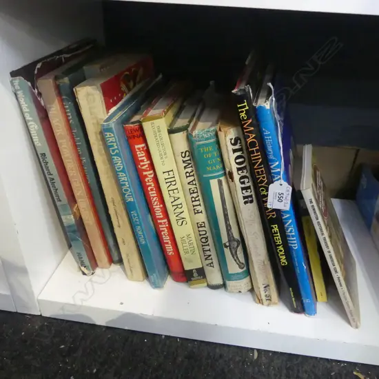COLLECTION OF 17 VINTAGE BOOKS ON WEAPONRY GUNS ETC