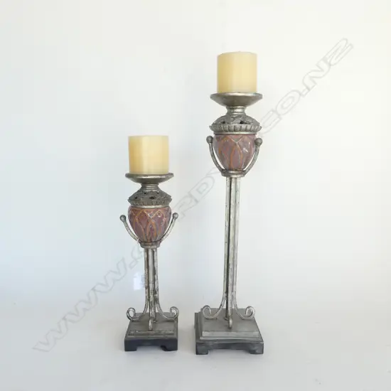 2 METAL CANDLE HOLDERS H.475 / 330mm