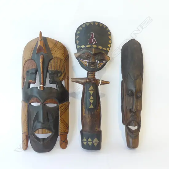 3 AFRICAN CARVINGS: 2 MASKS + STATUE H.510mm