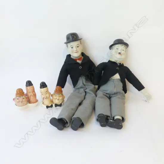 LAUREL & HARDY DOLLS H.460mm + 2 PRS CONDIMENTS EX JOHN PERRY ESTATE