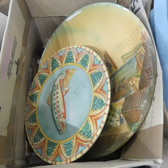 BOSSONS PLAQUE (WEAR), 'SPASH' PLATE by SIDDHIA HUTCHINSON, WEIGHT CALCULATOR & SNUFFER