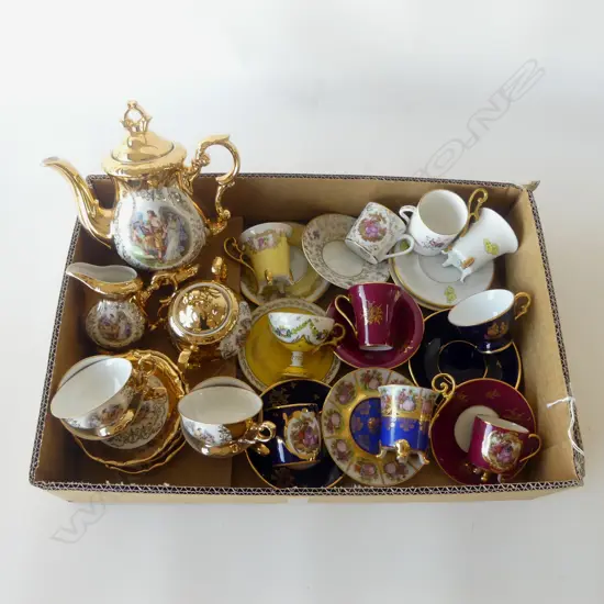 GILT CONT COFFEE SET & COLLECTION OF CONT COFFEE CANS 
