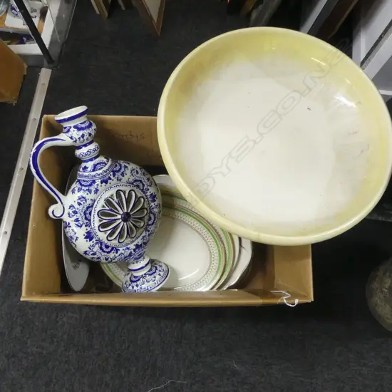 BOX LOT AHETS  RD BOWL CRACKED & BOCH B/WHITE CHINA JUG H370MM