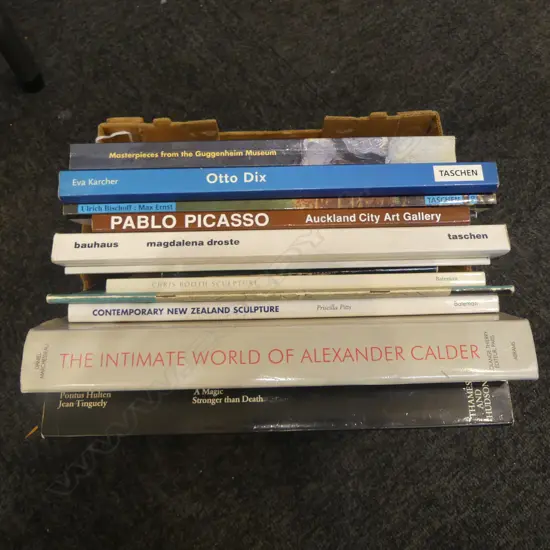 ASST. ART REFERENCE BOOKS