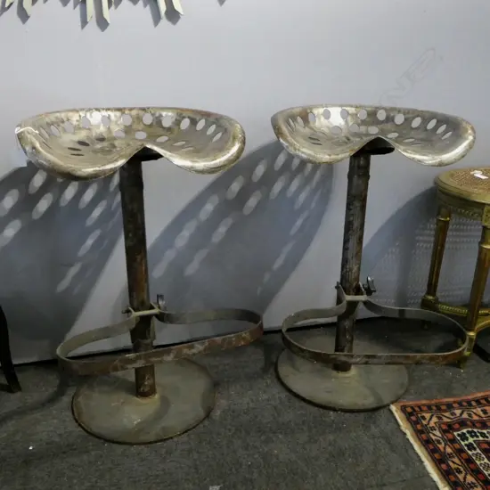 PR INDUSTRIAL STYLE TRACTOR SEAT STOOLS H.700mm