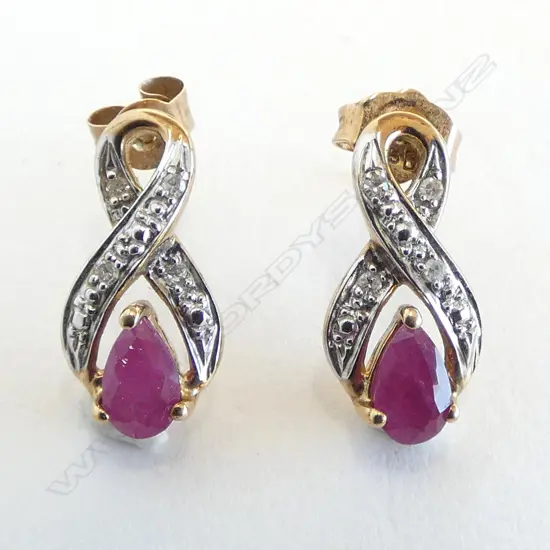 PR 9ct RUBY & DIAMOND STUD EARRINGS, 1.3gm