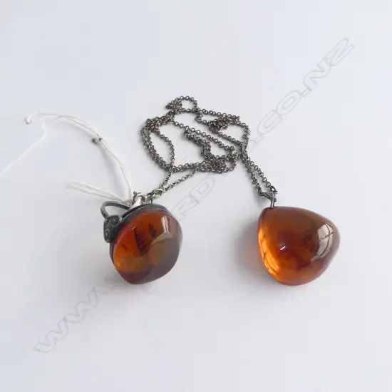 RUSSIAN SILVER BALTIC AMBER RING & PENDANT SET