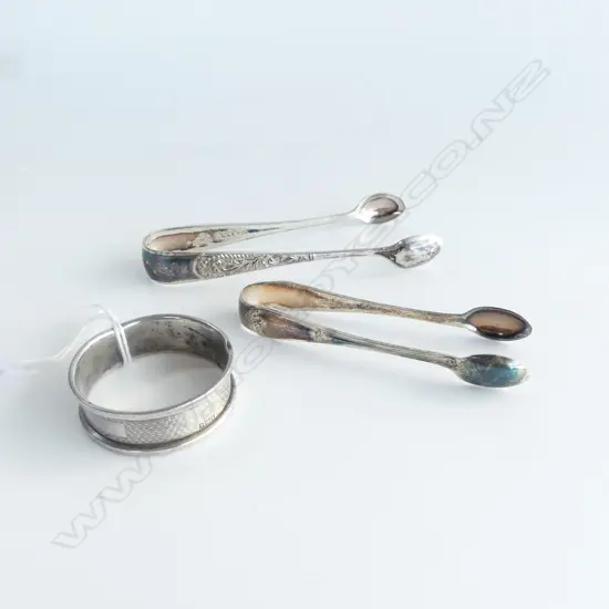 2 EP SUGAR TONGS + SILVER NAKPIN RING, 10.7gms