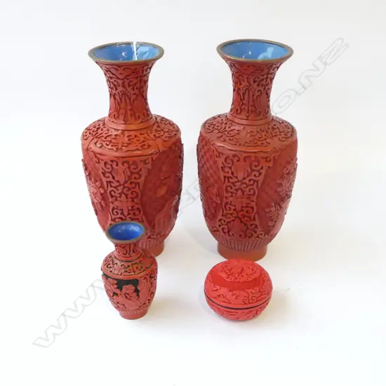 PR CINNABAR VASES H.250mm + 2 OTHER