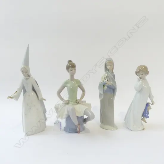3 LLADRO FIGURES (2 w. FAULTS) + 1 NAO FIGURE H.270mm