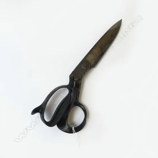 LARGE ANTIQUE STEEL TAILOR SCISSORS SHEARS BY WISS N.J. USA, L.320MM