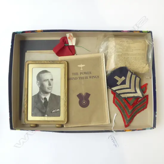 WWII INSIGNIA,1944 RNZAF BOOK, PHOTO, OLD RSA POPPY, FIELD DRESSING