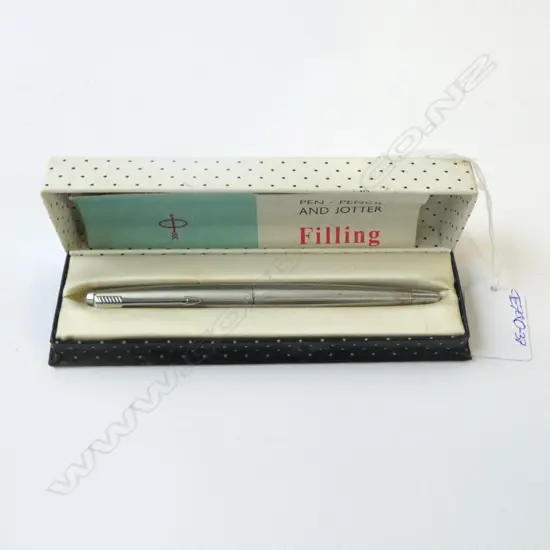 CASED PARKER PEN; ENGRAVED INITIALS 'M.V.H.'