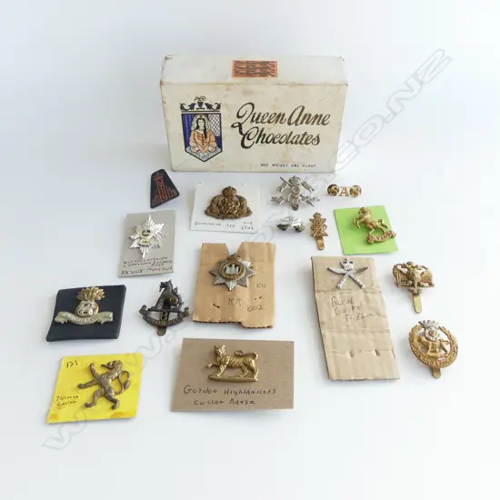 COLLECTION OF MILITRY HAT BADGES