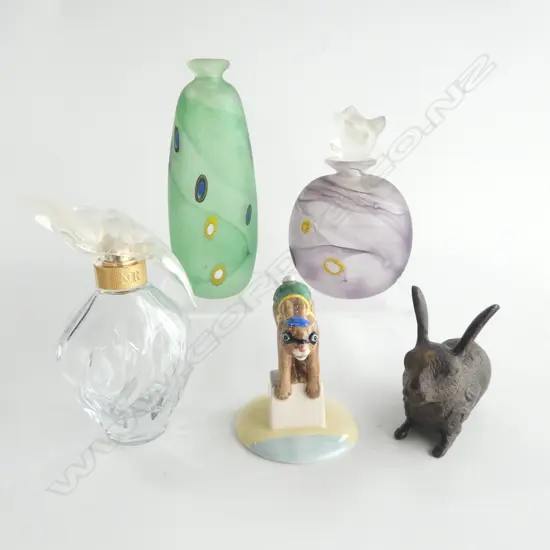 COLLECTABLES INCLDS; 2 MILLEFIORI GLASS BOTTLES, CAST BABBIT & BUNNYKIN FIG.