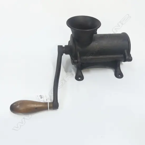 (2882) ANTIQUE CAST IRON MEAT CUTTER L.330mm