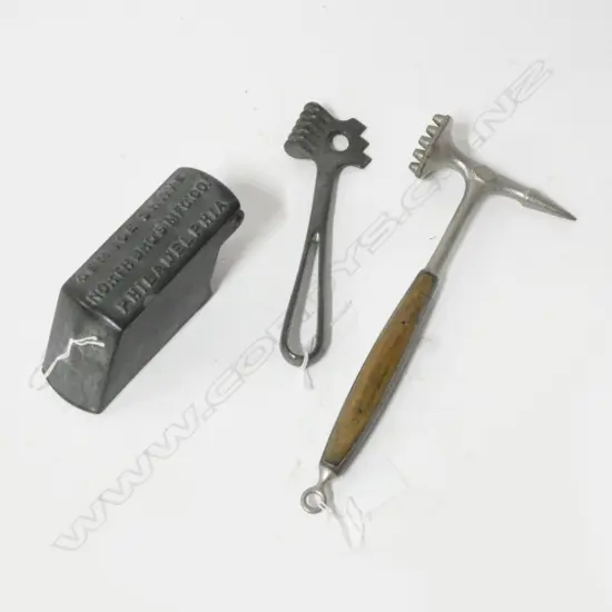 2369/2824/2033 2 VINTAGE ICE CHIPPERS & PAT GEM ICE SHAVER L150MM