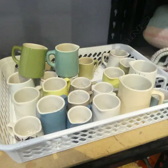 ASST CROWN LYNN CREAM JUGS