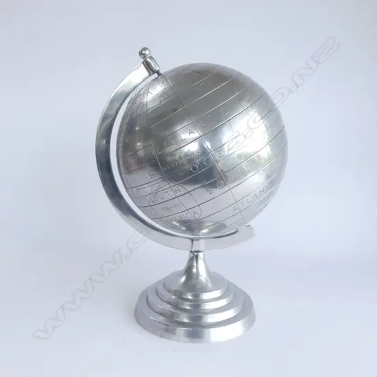 ALUMINIUM WORLD GLOBE ART DECO STYLE. STEPPED CORCULAR BASE. H.400mm