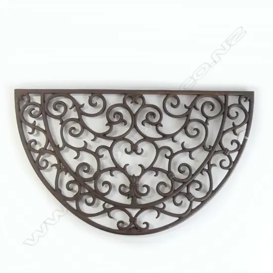 CAST IRON DOOR MAT 680x400mm