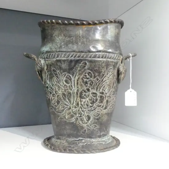 METAL VASE H.270mm