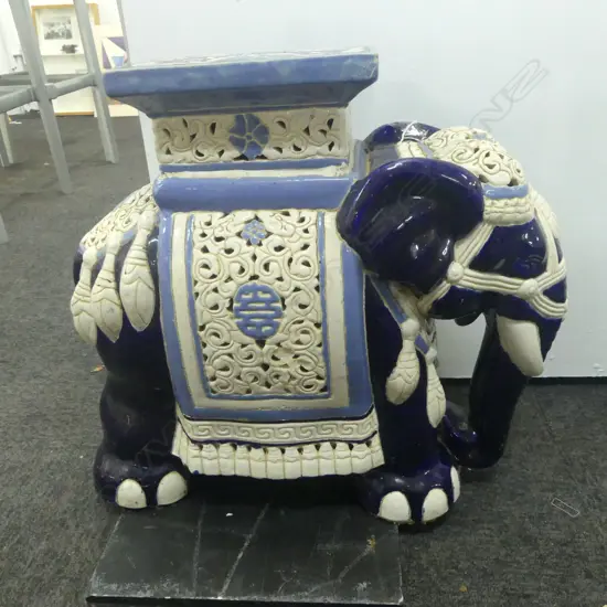 CHINESE ELEPHANT STOOL H.450mm