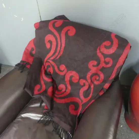 TURKISH RED & BLACK WOOL SHAWL L1580MM
