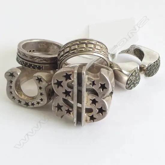 5 ASST. METAL & SILVER RINGS 