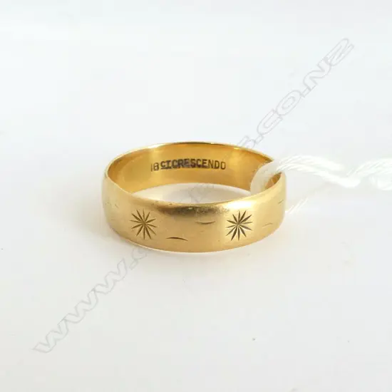 18CT GOLD VINTAGE BAND RING 3.93gms SIZE P