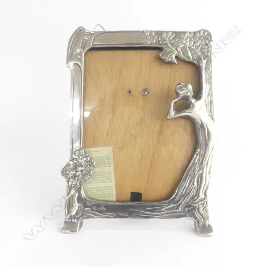 SILVER PLATE ART NOUVEAU STYLE PHOTO FRAME 170 x 230mm