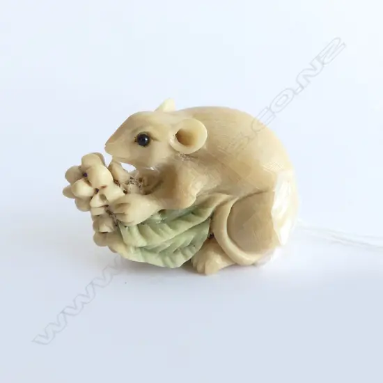 TAGUA NUT NETSUKE RAT on CORN COB w inlaid eyes, signed in red to base