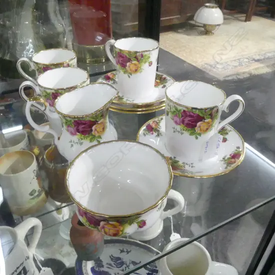 ROYAL ALBERT OLD COUNTRY ROSES PART COFFEE SET: 4 CUPS 4 SAUCERS CREAM + SUGAR