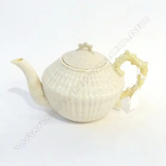 GREEN MARK BELLECK TEAPOT