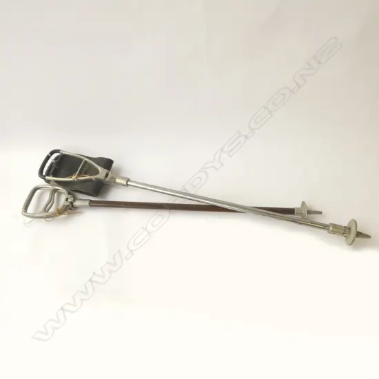 2 SHOOTING STICKS H.820mm