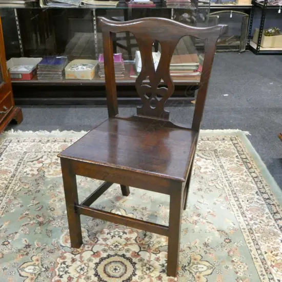 GEORGIAN OAK CHAIR (crack) 480 x 400 x 890mm