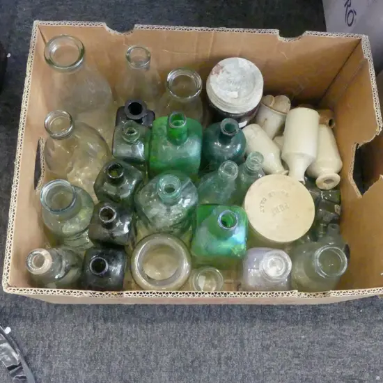 BOX LOT OVER 30 VINTAGE BOTTLE COLLECTION