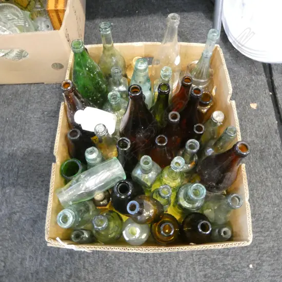 LARGE VINTAGE BOTTLE COLLECTION 40 PLUS BOTTLES