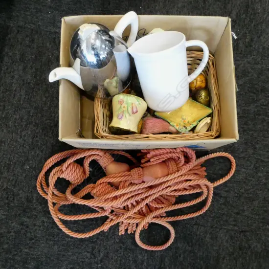 ASST. COLLECTIBLES INCLUDING CARLTON WARE, PAINTED WODEN EGGS, TASSELS etc